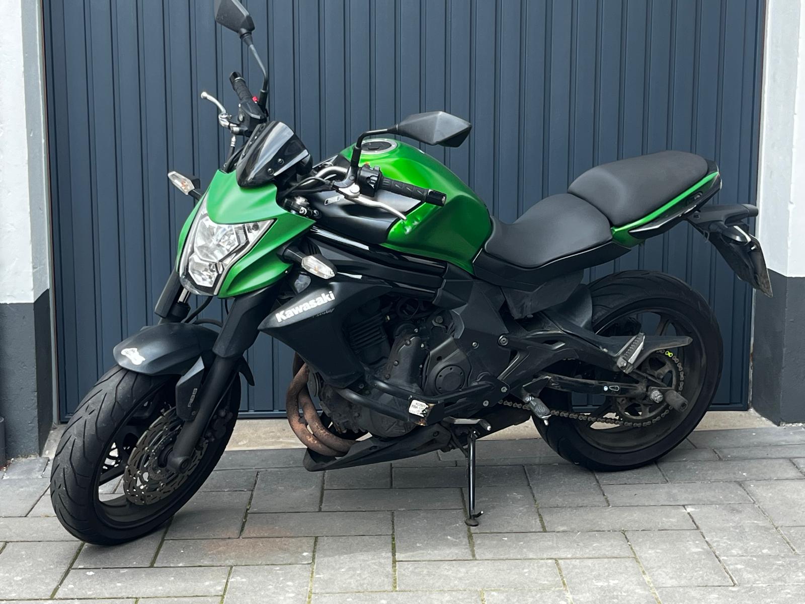 Kawasaki Er6n